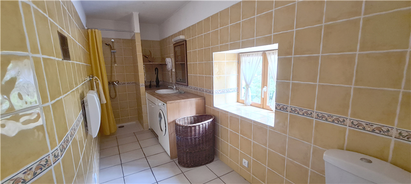 Salle de bain des enfants- Buanderie