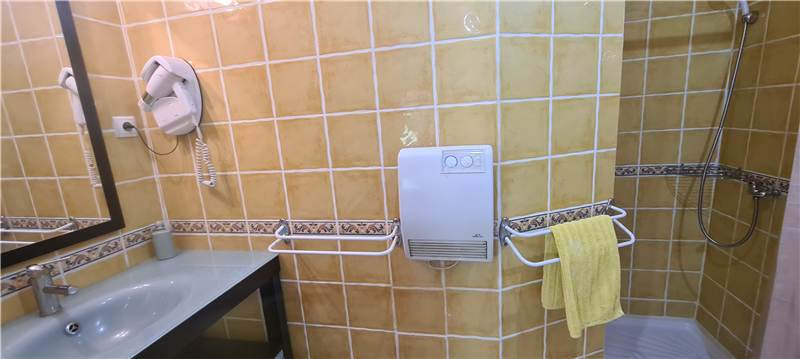 Salle de bain chambre baldaquin